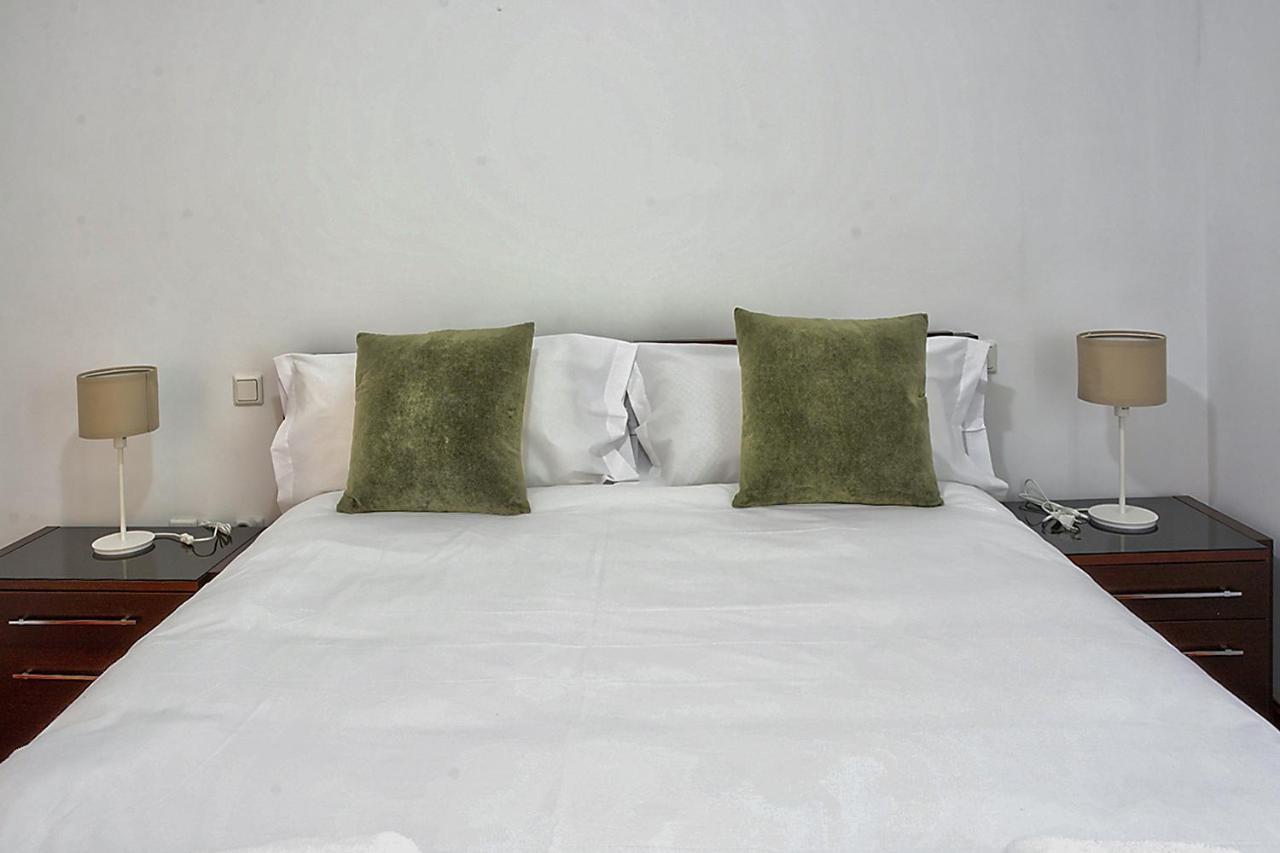 San Bernardo Family Apartment Sewilla Zewnętrze zdjęcie