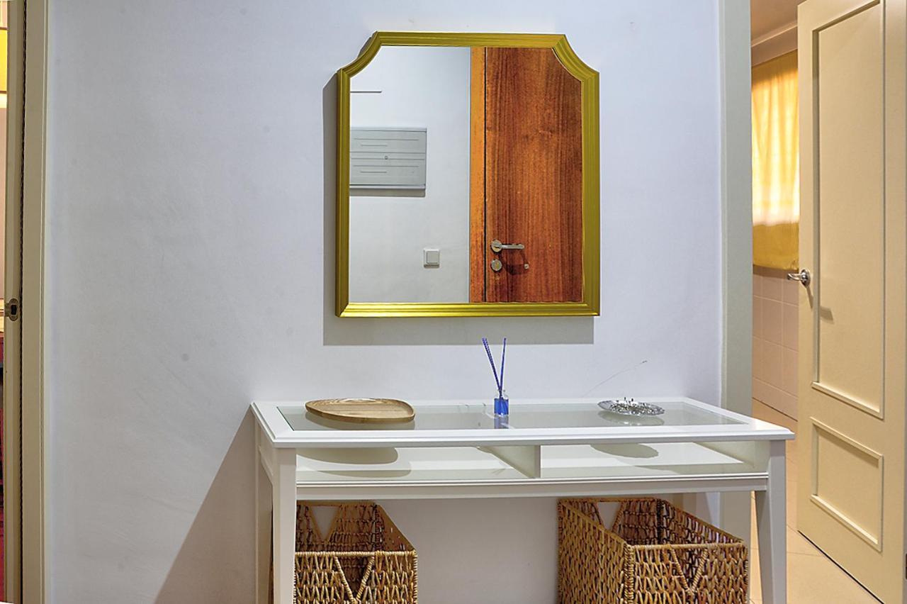 San Bernardo Family Apartment Sewilla Zewnętrze zdjęcie