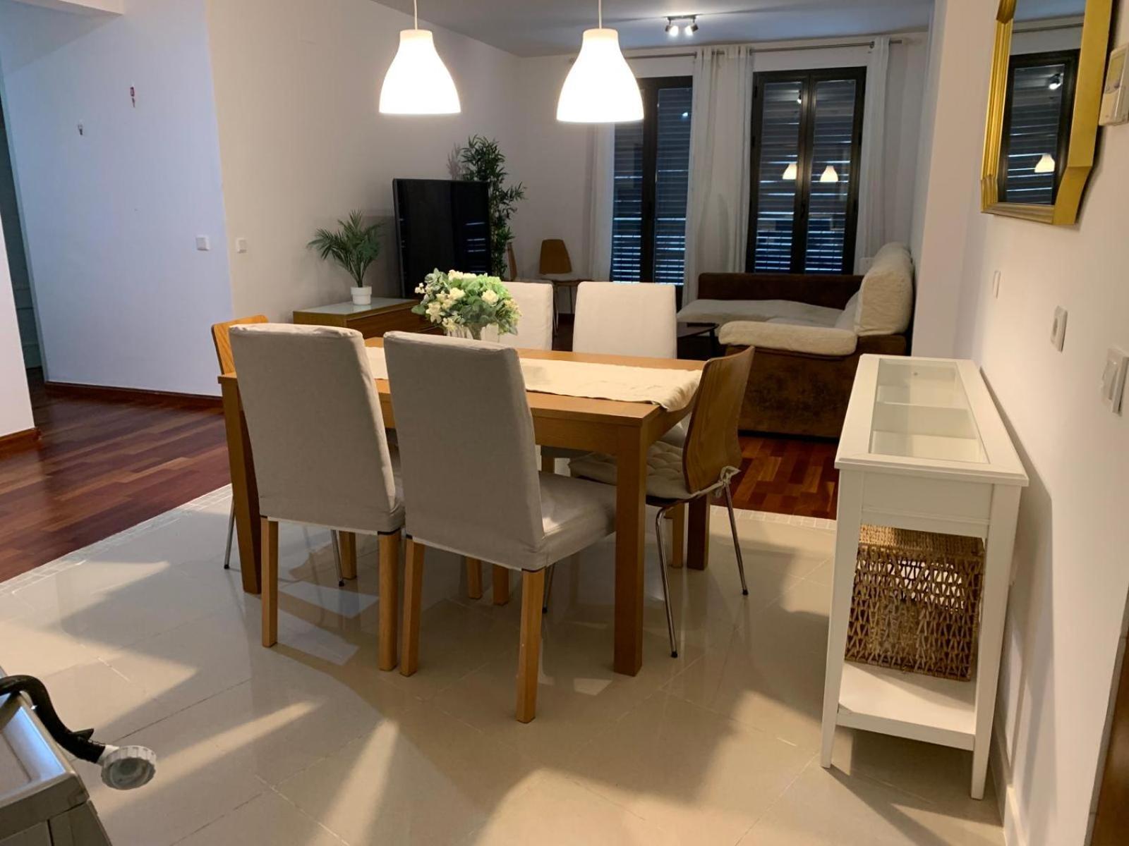 San Bernardo Family Apartment Sewilla Zewnętrze zdjęcie